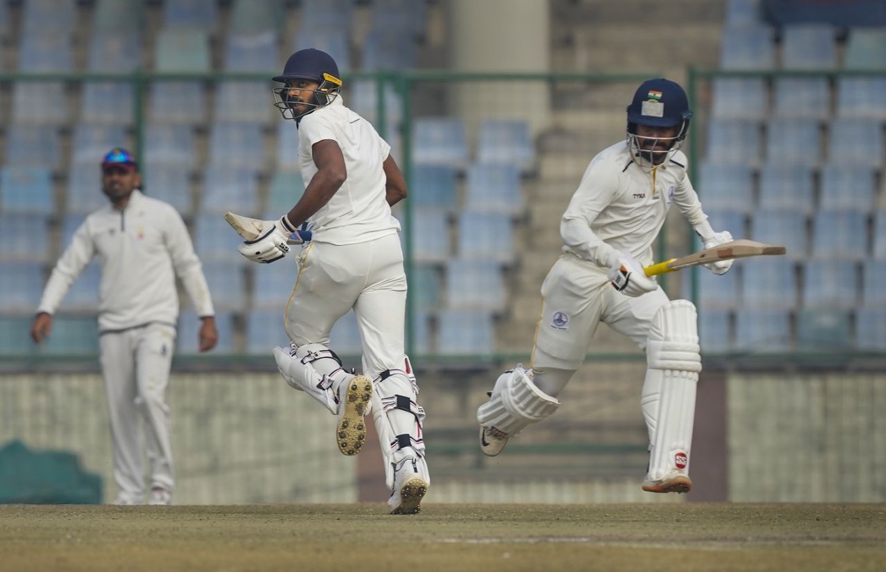 Vijay Shankar [left] was among the senior players in the side when Pradosh captained Tamil Nadu