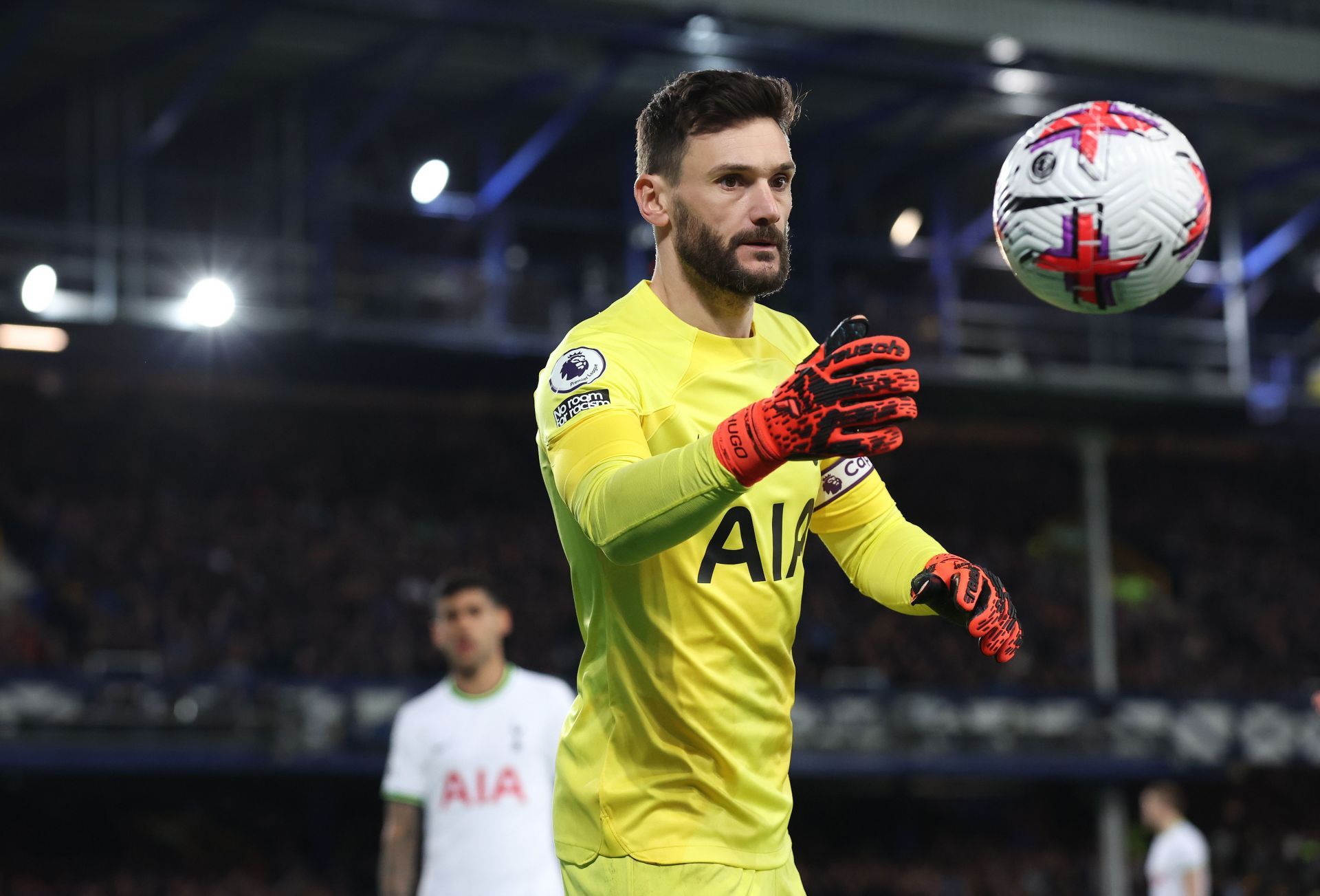 Hugo Lloris has admirers at the Parc des Princes