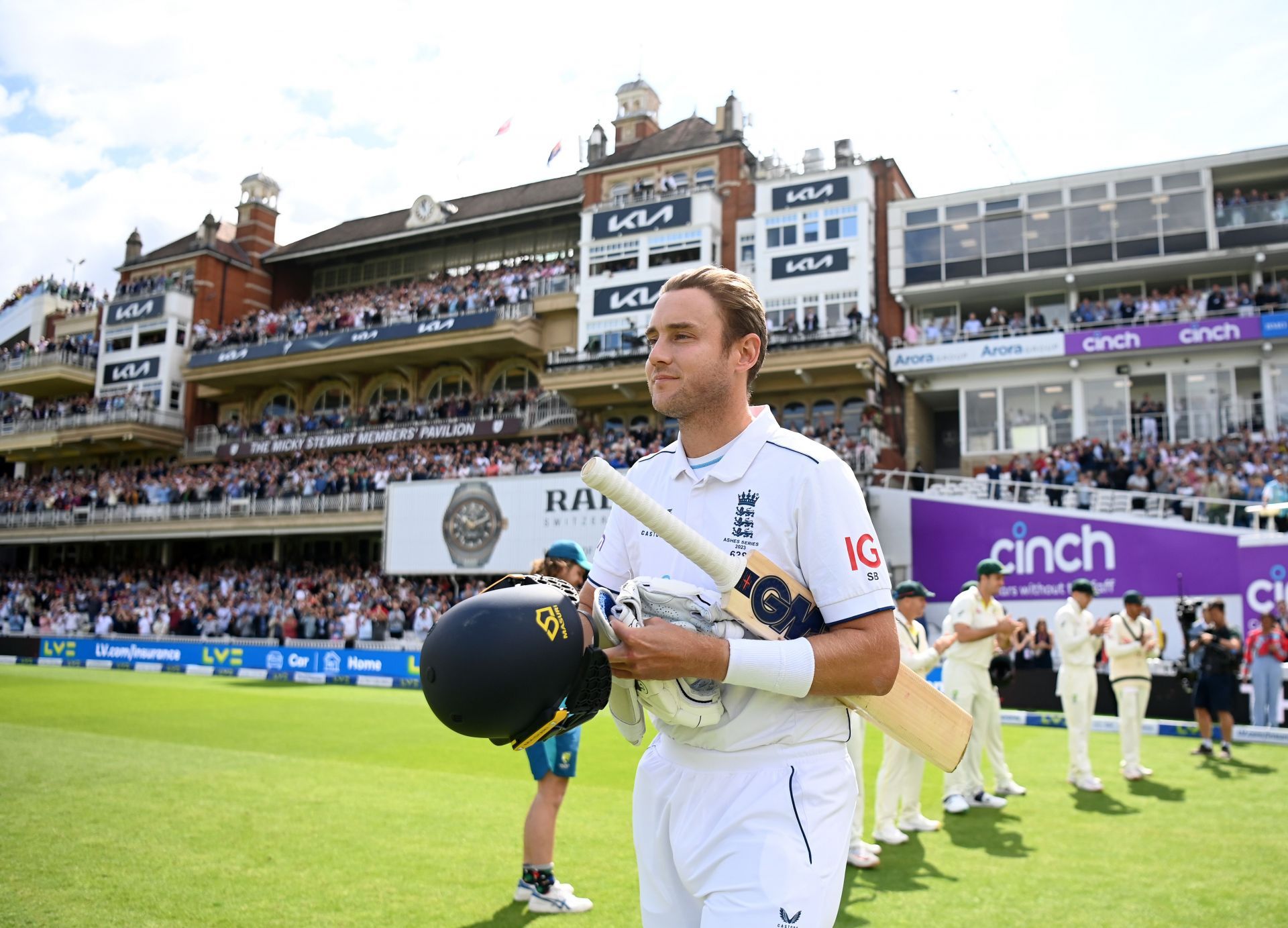 England v Australia - LV= Insurance Ashes 5th Test Match: Day Four