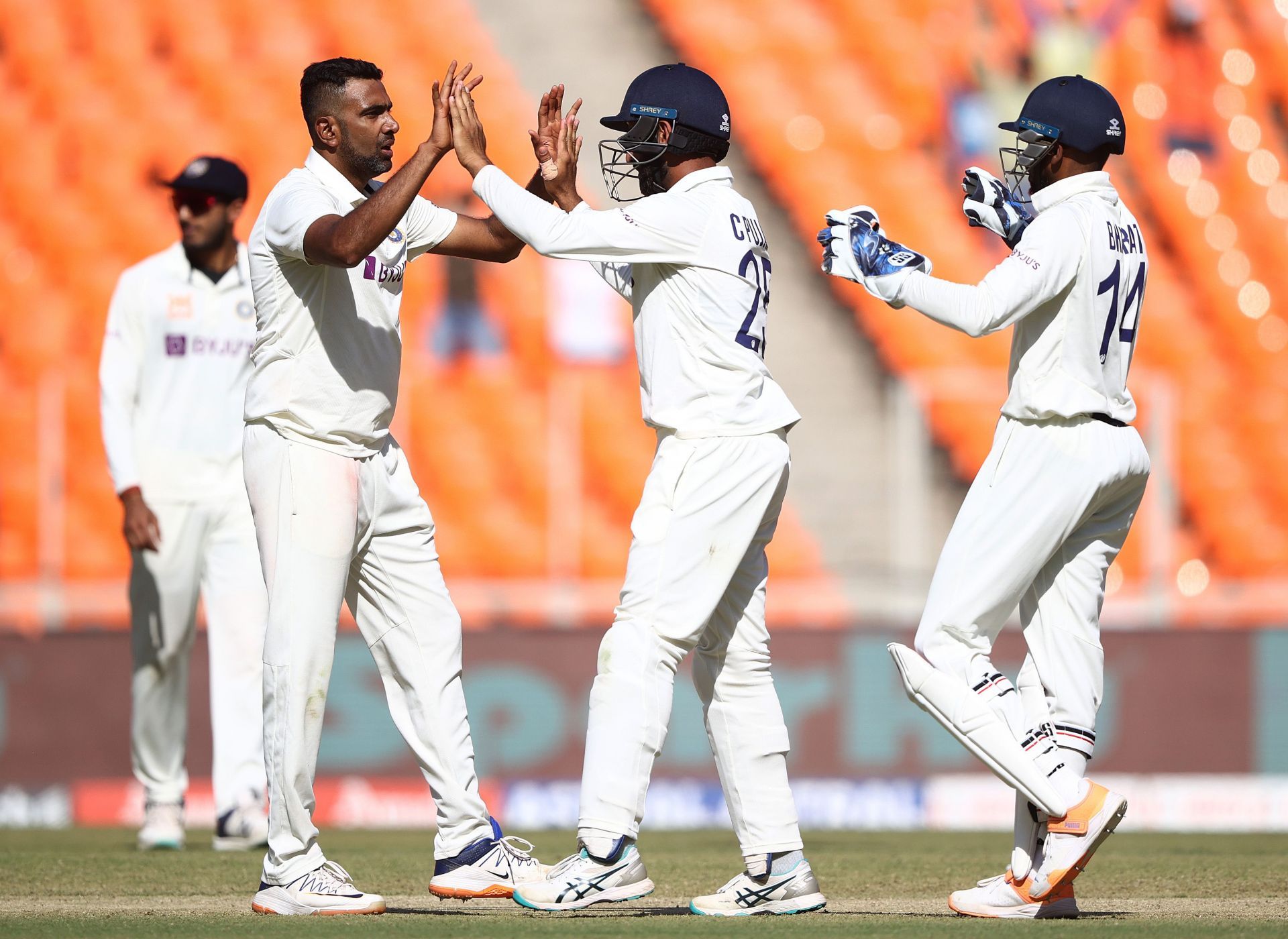 India v Australia - 4th Test: Day 2