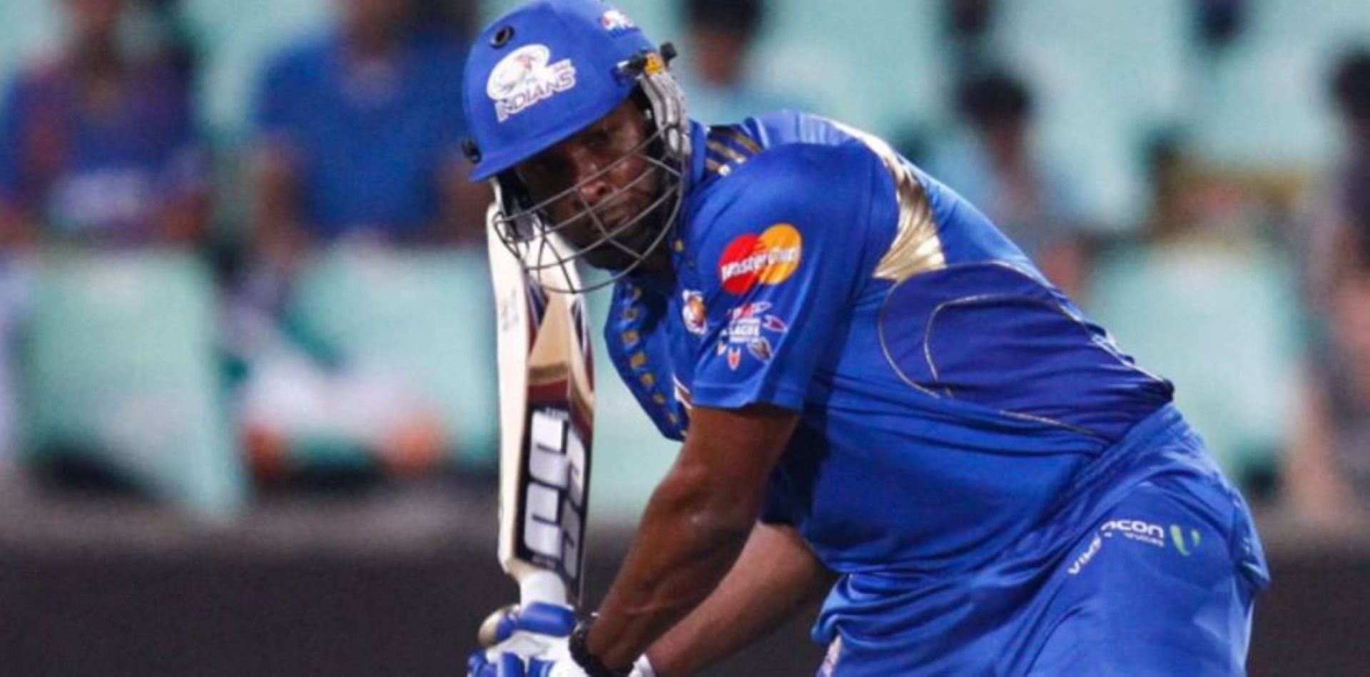 Kieron Pollard smashed a quickfire 36 for MI in the CL T20 2010/11.