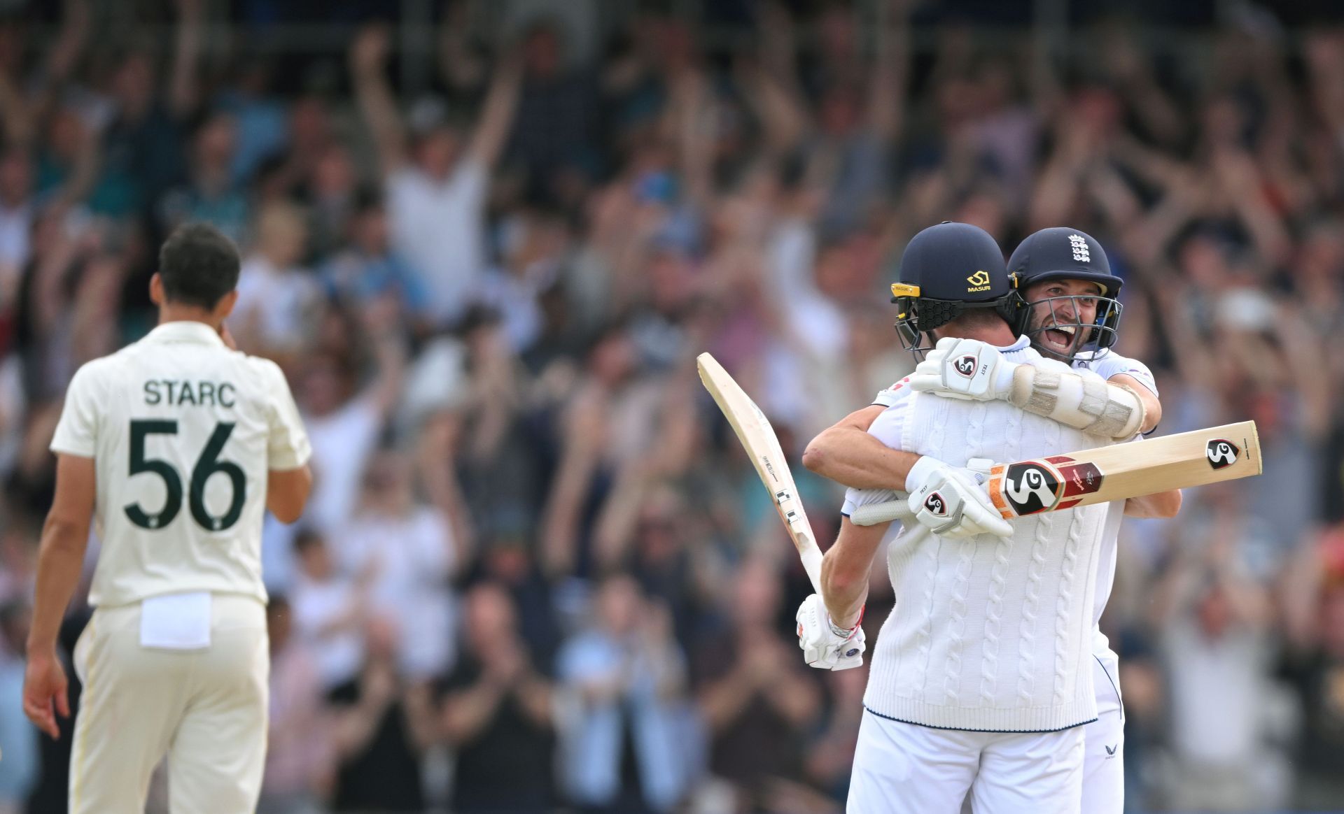 England v Australia - LV= Insurance Ashes 3rd Test Match: Day Four