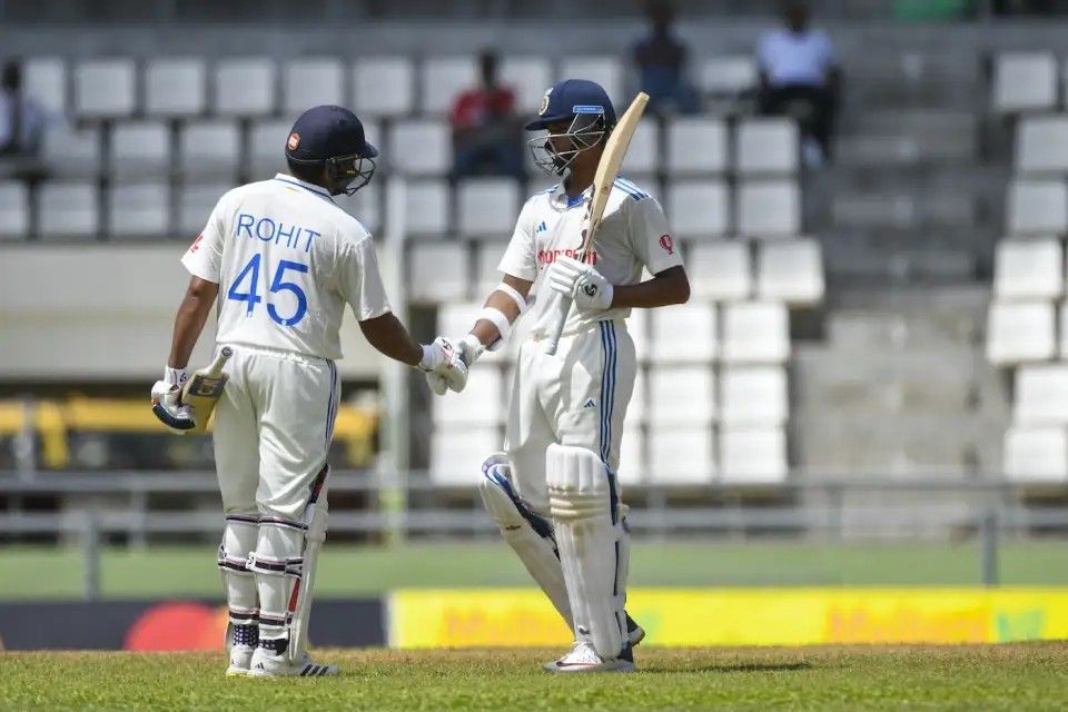 Rohit Sharma and Yashasvi Jaiswal shaking heads [Getty Images]