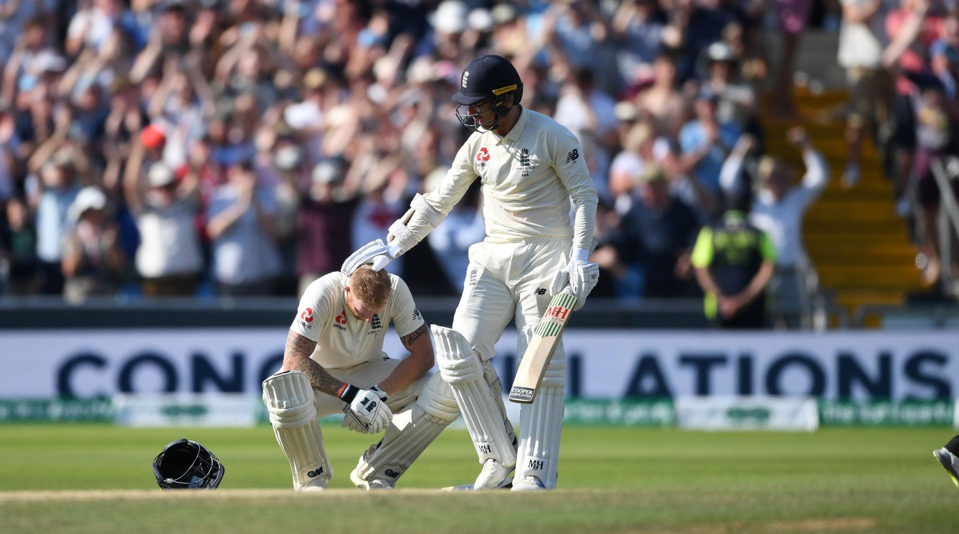 Ben Stokes celebrates with Jack Leach after hitting the winning runs in the 2019 Headingley Test. (Pic: Getty Images)