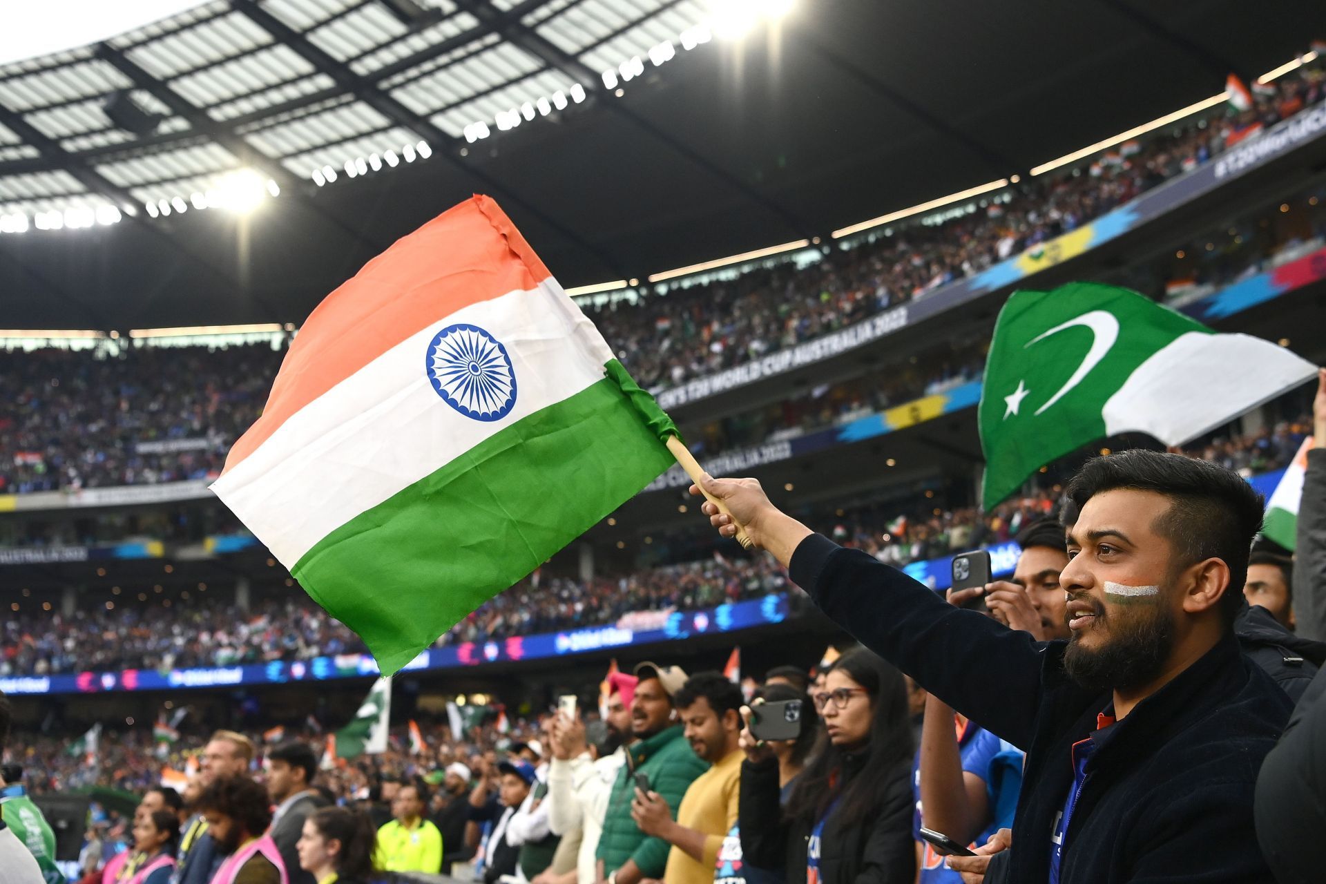 India and Pakistan fans during the 2022 T20 World Cup. (Pic: Getty Images)