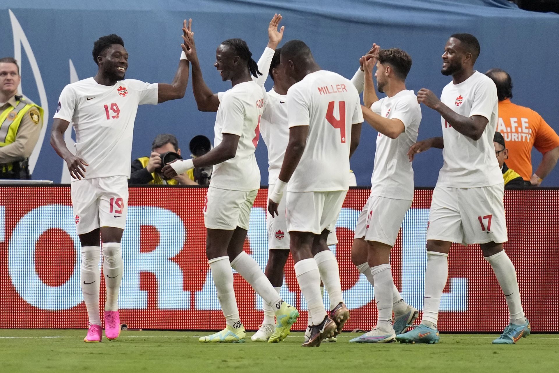 Alphonso Davies has admirers at the Santiago Bernabeu.