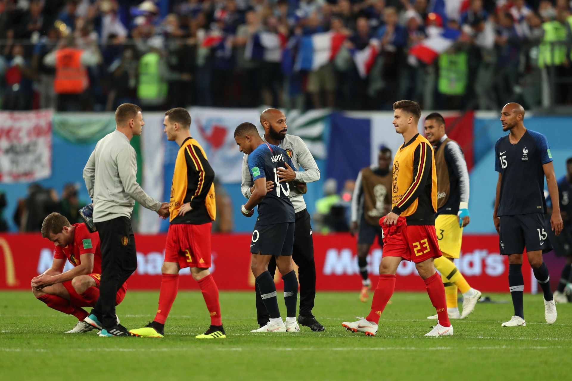 Thierry Henry and Kylian Mbappe (via Getty Images)