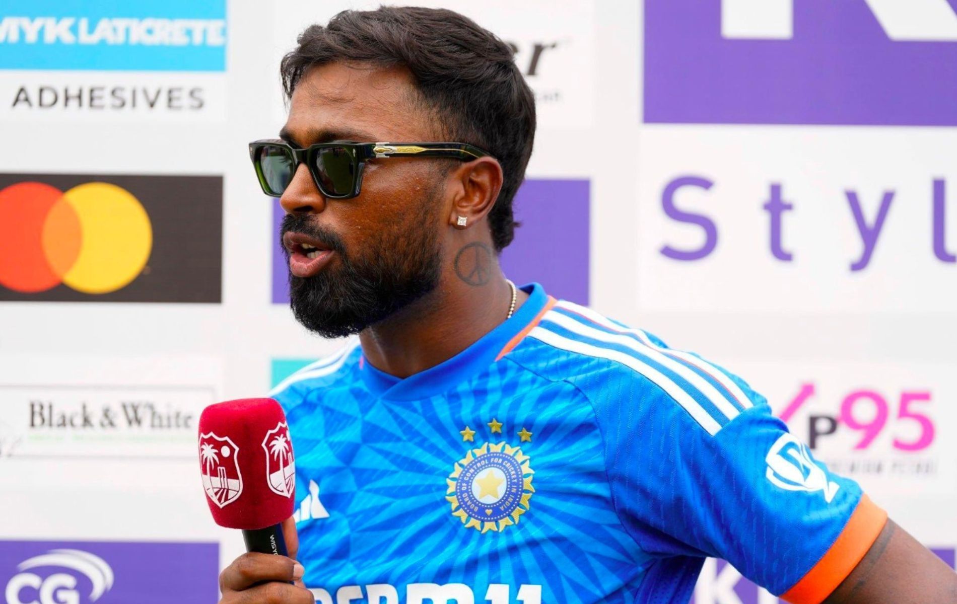 Hardik Pandya scored 14 runs and went wicketless in the fifth T20I. (Pic: Twitter)