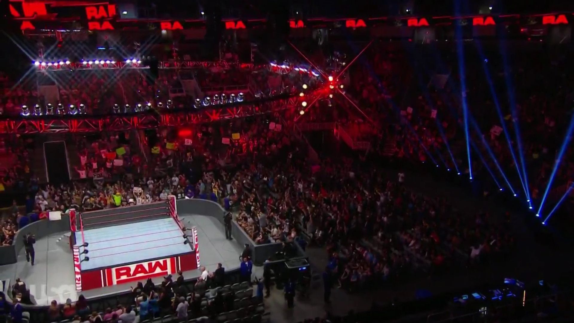 WWE RAW arena. Image Credits: Twitter - ItbeginsAgain