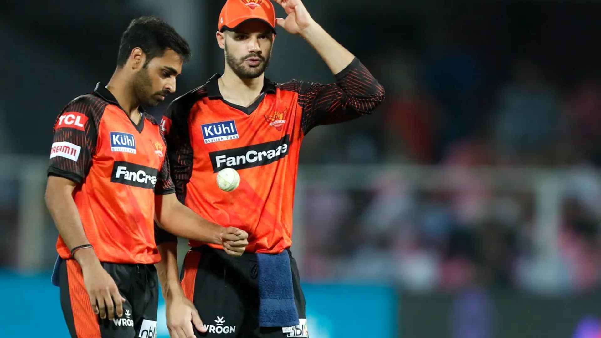 Bhuvneshwar Kumar(left) and Aiden Markram (right) should be two of the key players for SRH next season. (Image Courtesy: iplt20.com)