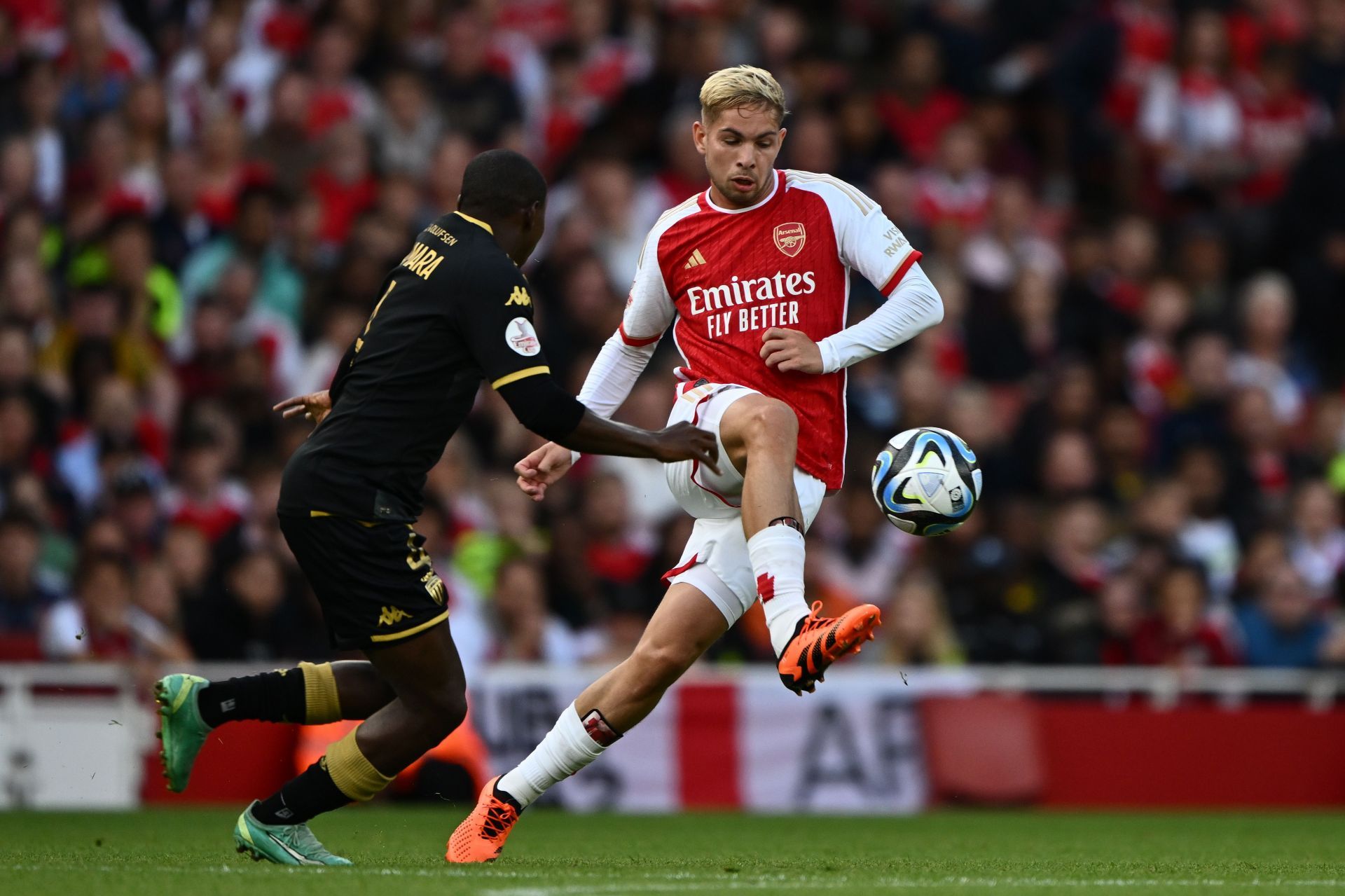 Emile Smith Rowe is unlikely to leave the Emirates this summer.