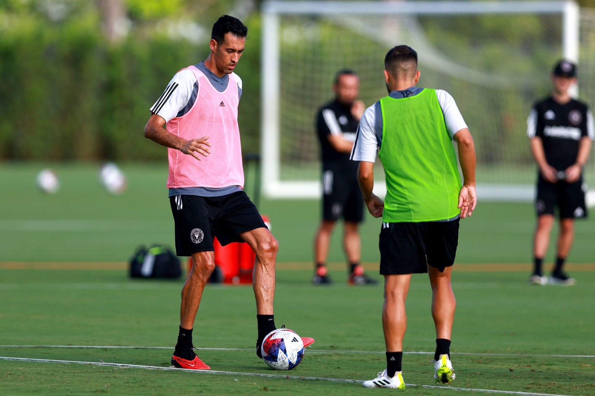 Sergio Busquets (via Getty Images)