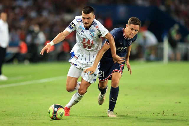 Strasbourg's Tactical Resilience: Overcoming Toulouse in a 2-1 Victory