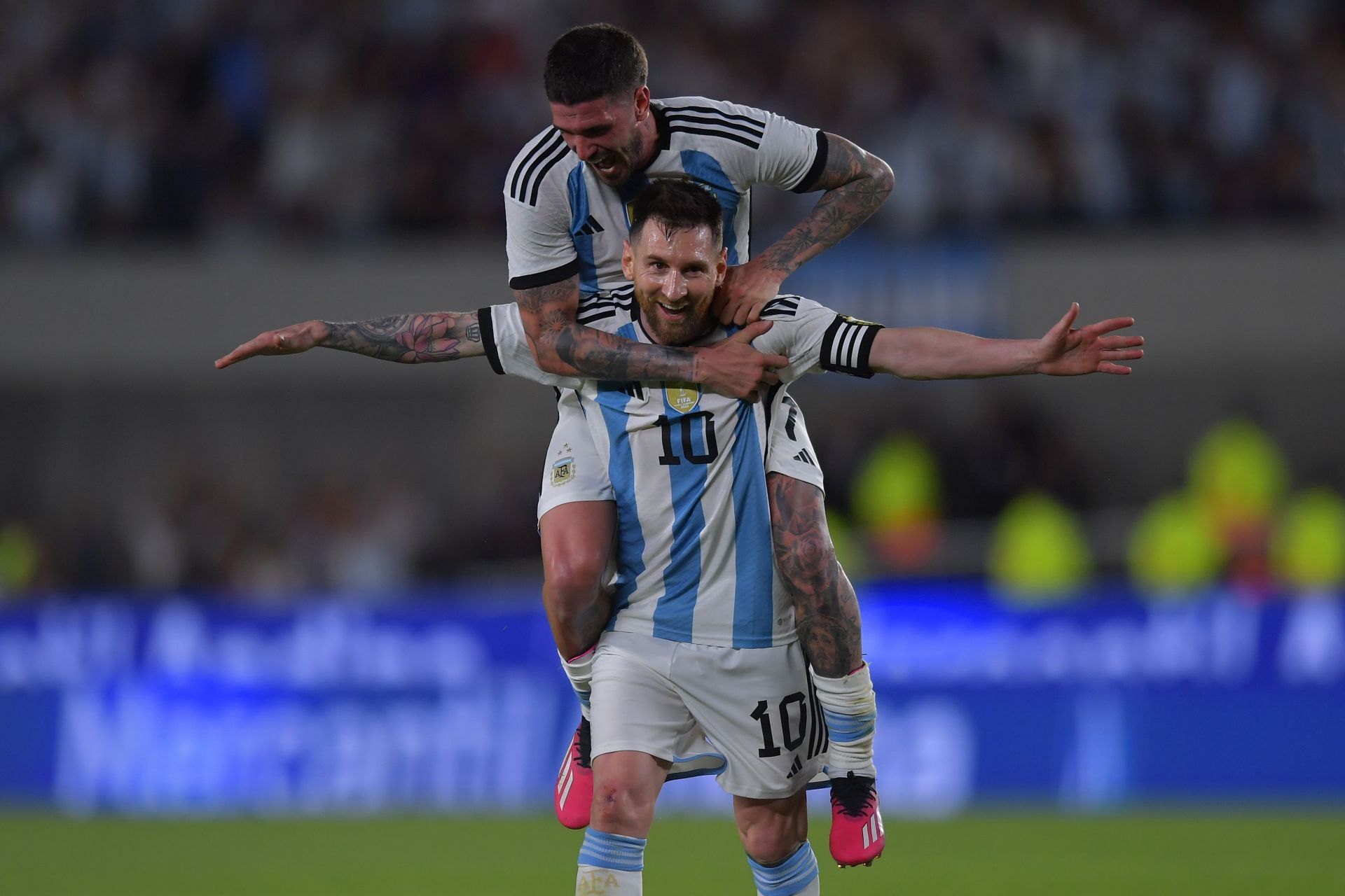 Rodrigo de Paul and Messi