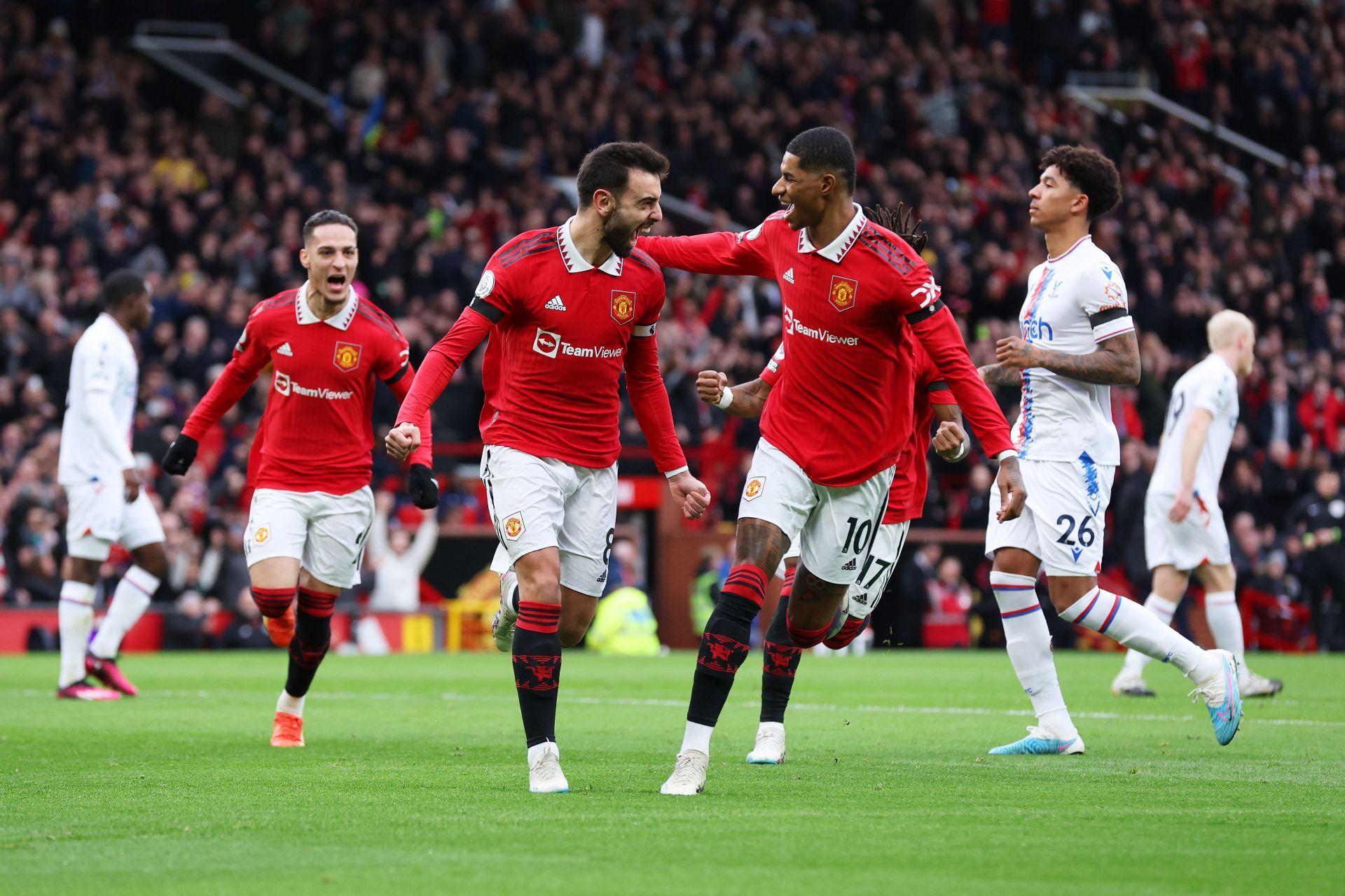 Manchester United v Crystal Palace - Premier League