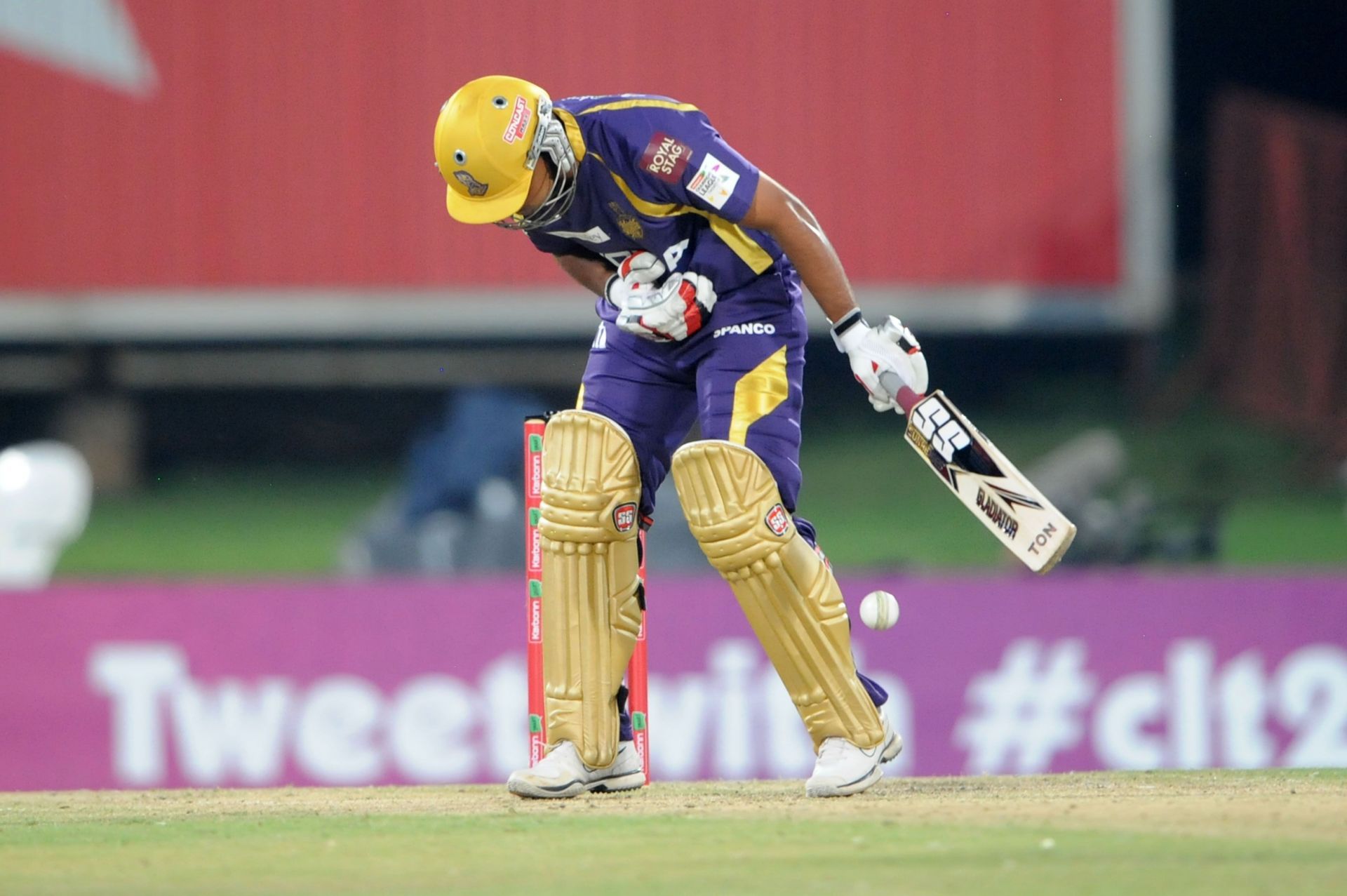 CLT20 2012 Match 2 Group A - Kolkata Knight Riders v Delhi Daredevils