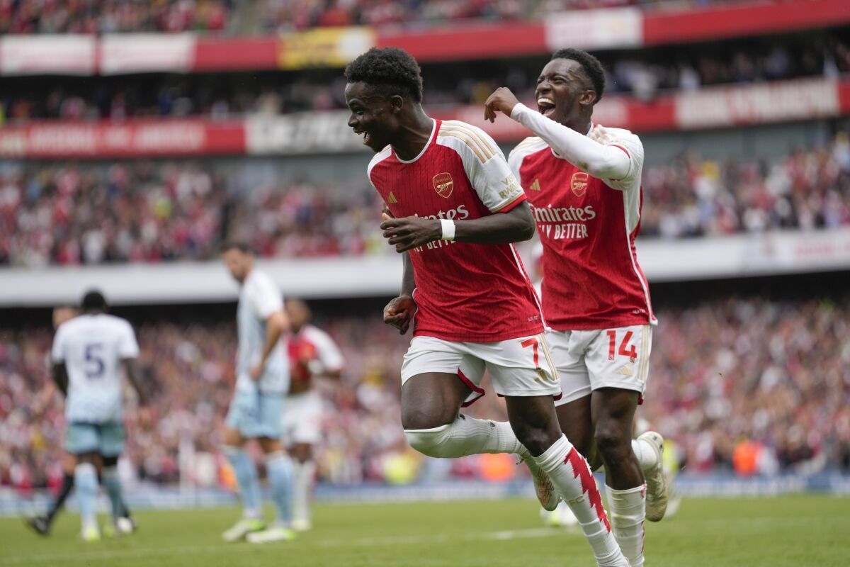 No upset at the Emirates on the opening day!