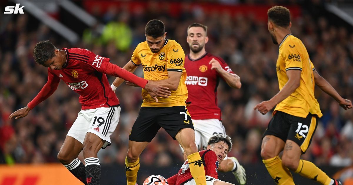 Wolves lose 1-0 to Manchester United at Old Trafford.