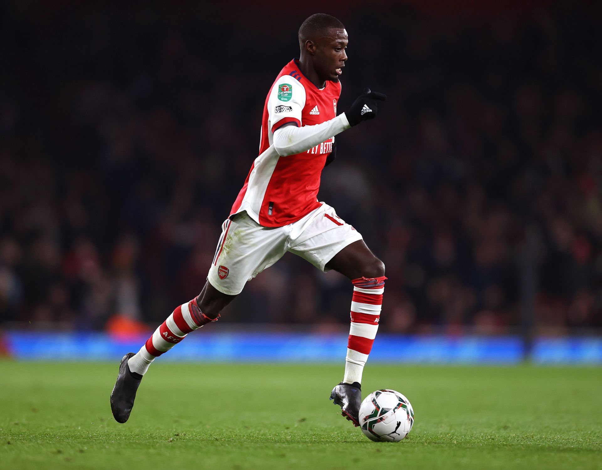 Nicolas Pepe playing for the Gunners (via Getty Images)