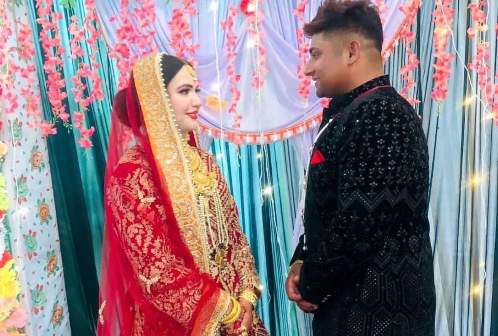 Sarfaraz Khan after tying the knot with his wife. 