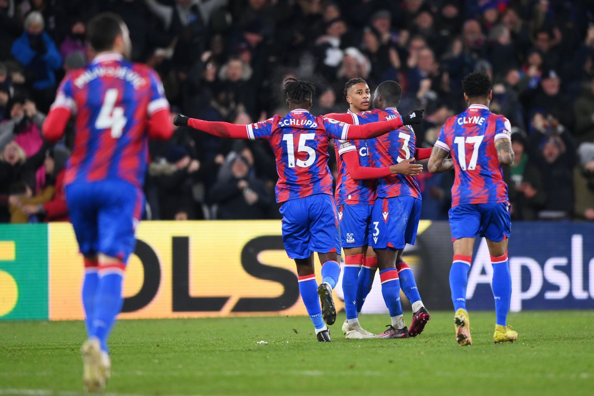 Michael Olise didn&#039;t celebrate his free-kick against Manchester United.