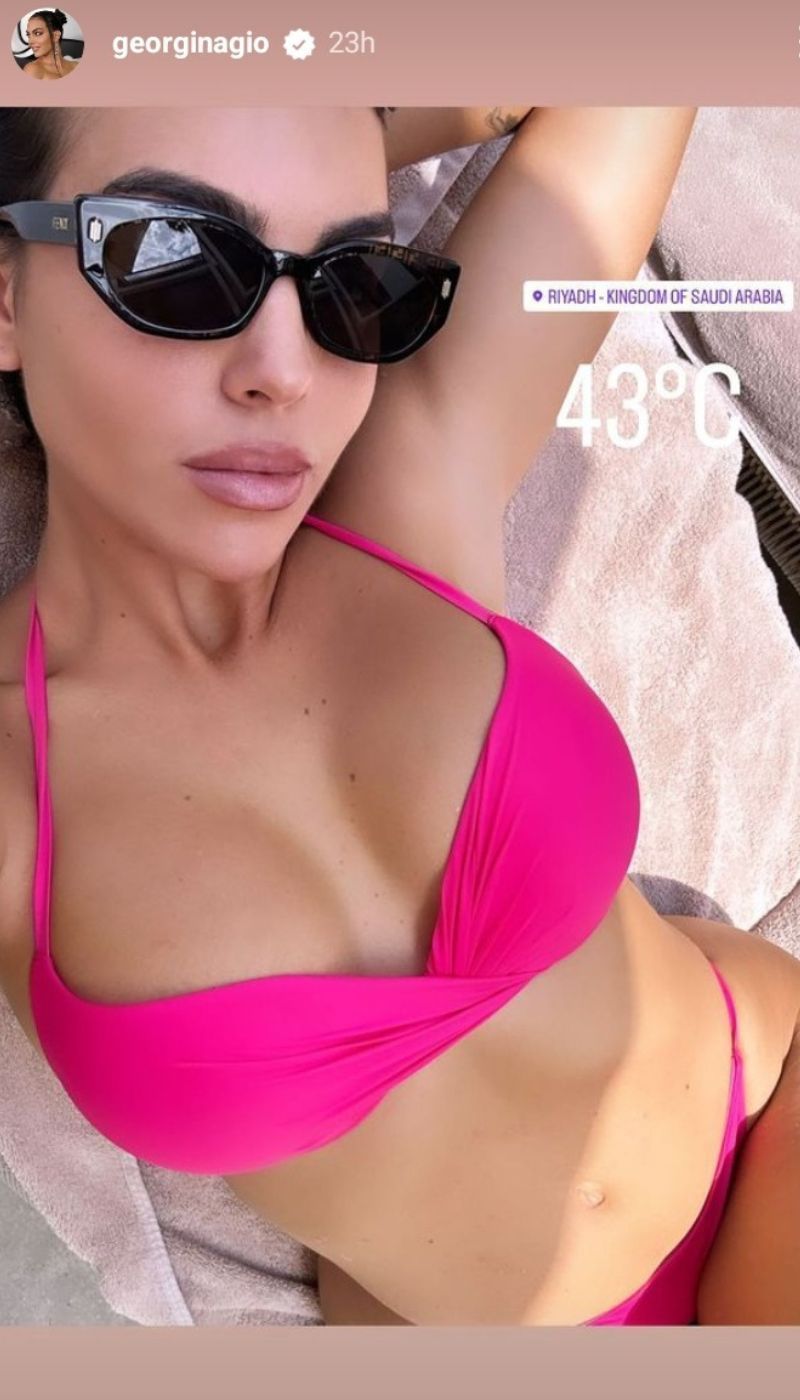Georgina Rodriguez in a pink bikini in Riyadh, Saudi Arabia
