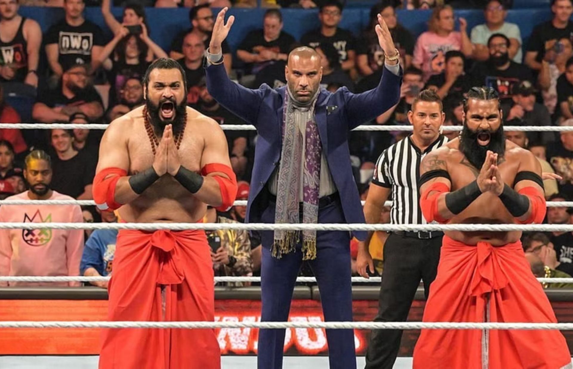 WWE Raw में अगले हफ्ते होंगे धमाकेदार मुकाबले
