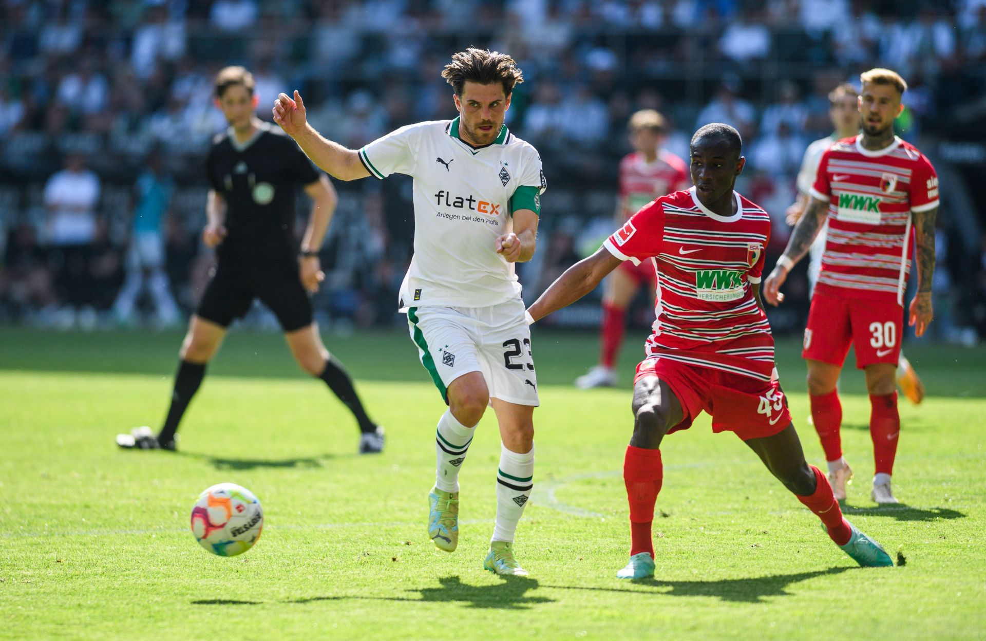 Borussia Mnchengladbach v FC Augsburg - Bundesliga