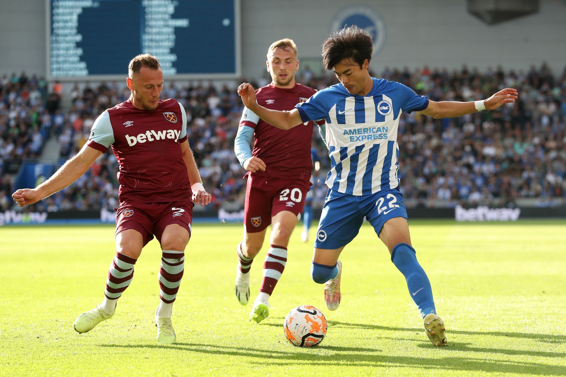 Brighton & Hove Albion v West Ham United - Premier League