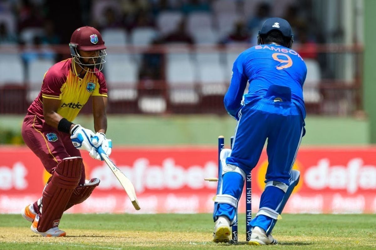 Kuldeep Yadav had Nicholas Pooran stumped by Sanju Samson.