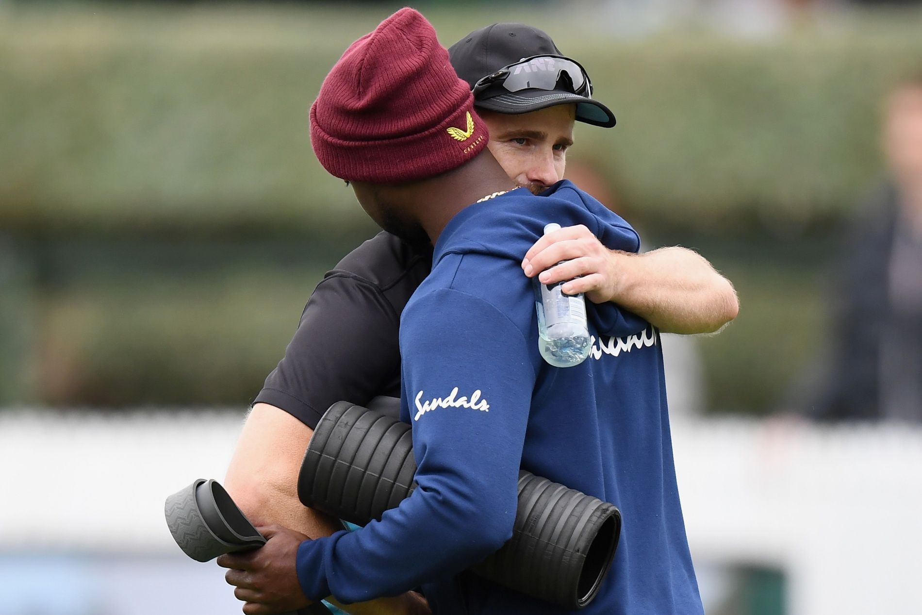 Kane Williamson hugs Kemar Roach (Pic: @windiescricket/ Twitter)