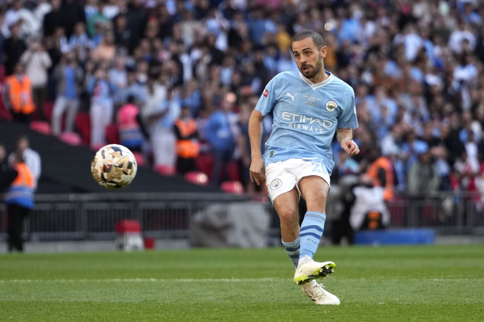 Bernardo Silva will not leave the Etihad this summer