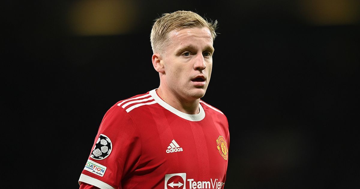 Manchester United are keen to offload Donny van de Beek