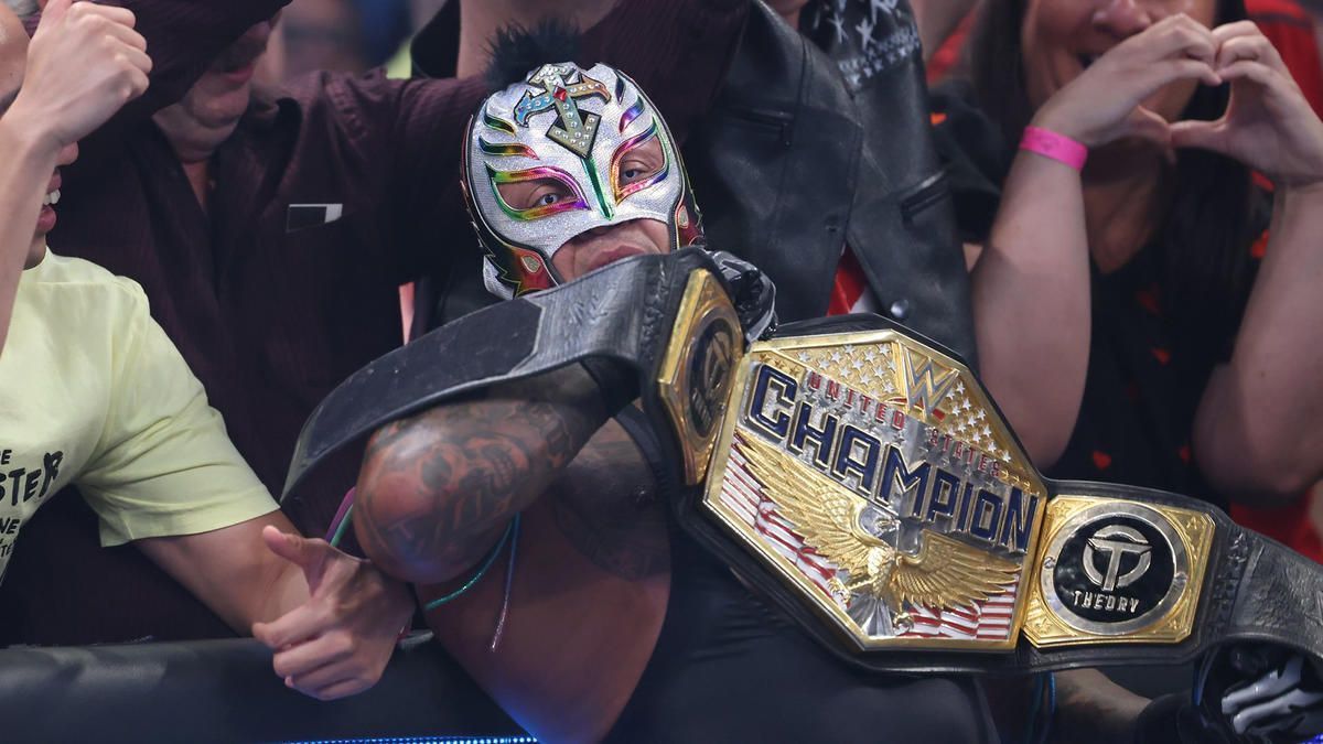 Rey Mysterio defeated Austin Theory for the US title