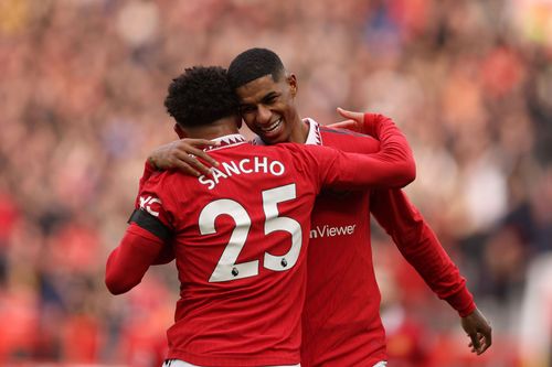 Marcus Rashford has advised his England teammate to make amends with Erik ten Hag.