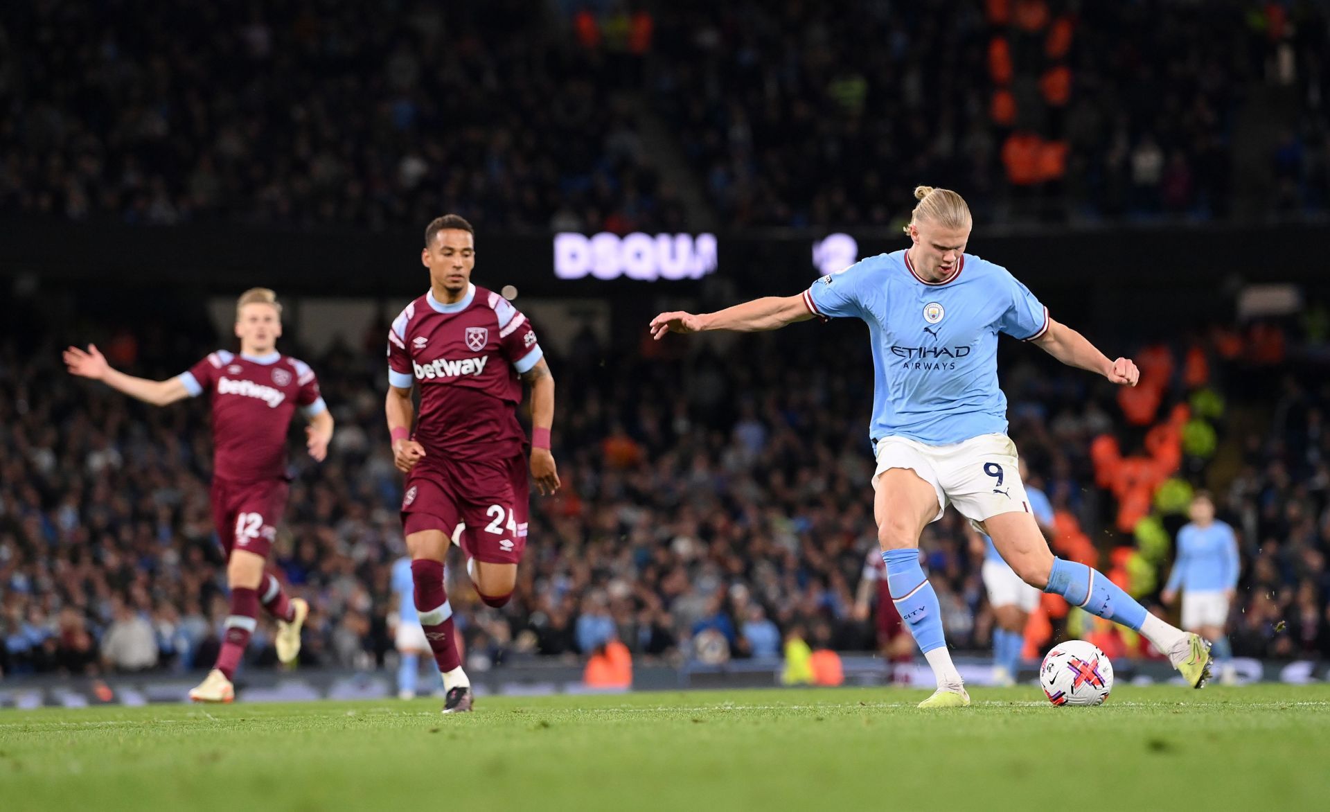 Manchester City v West Ham United - Premier League