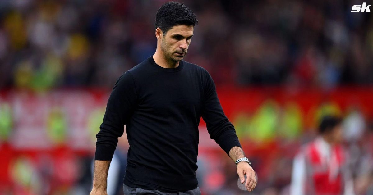 Arsenal manager Mikel Arteta looks on.