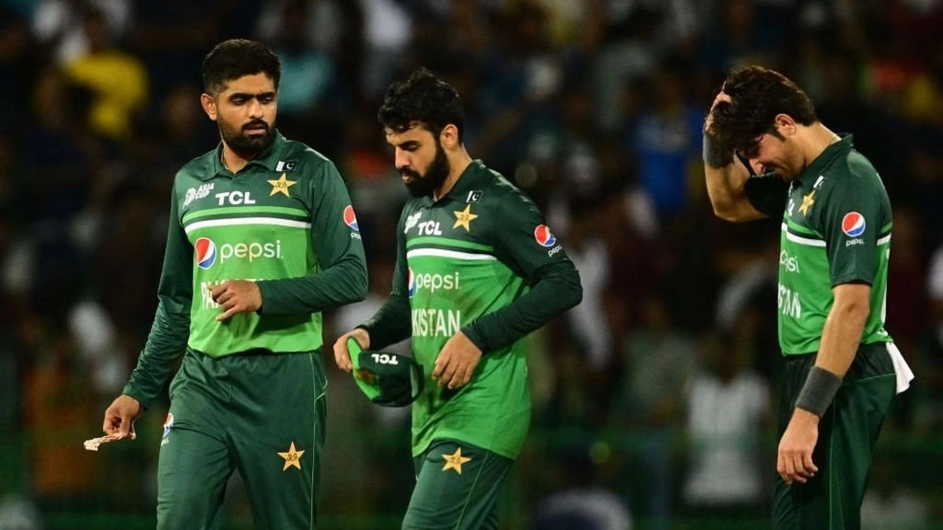 Pakistan players react to defeat against Sri Lanka (P.C.:X)