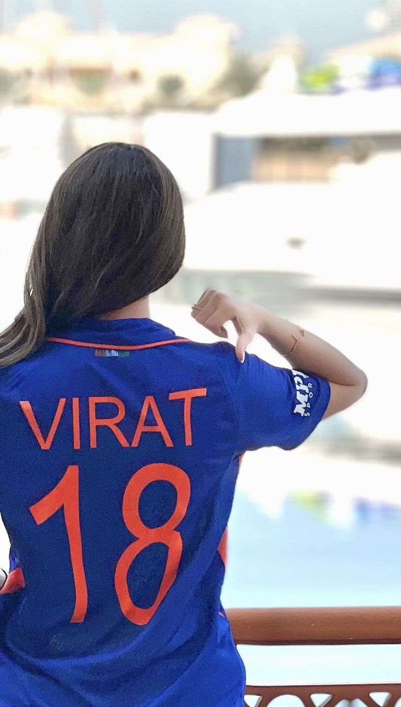 The Afghan beauty with Virat Kohli&rsquo;s jersey (Pic: @WazhmaAyoubi/ X)