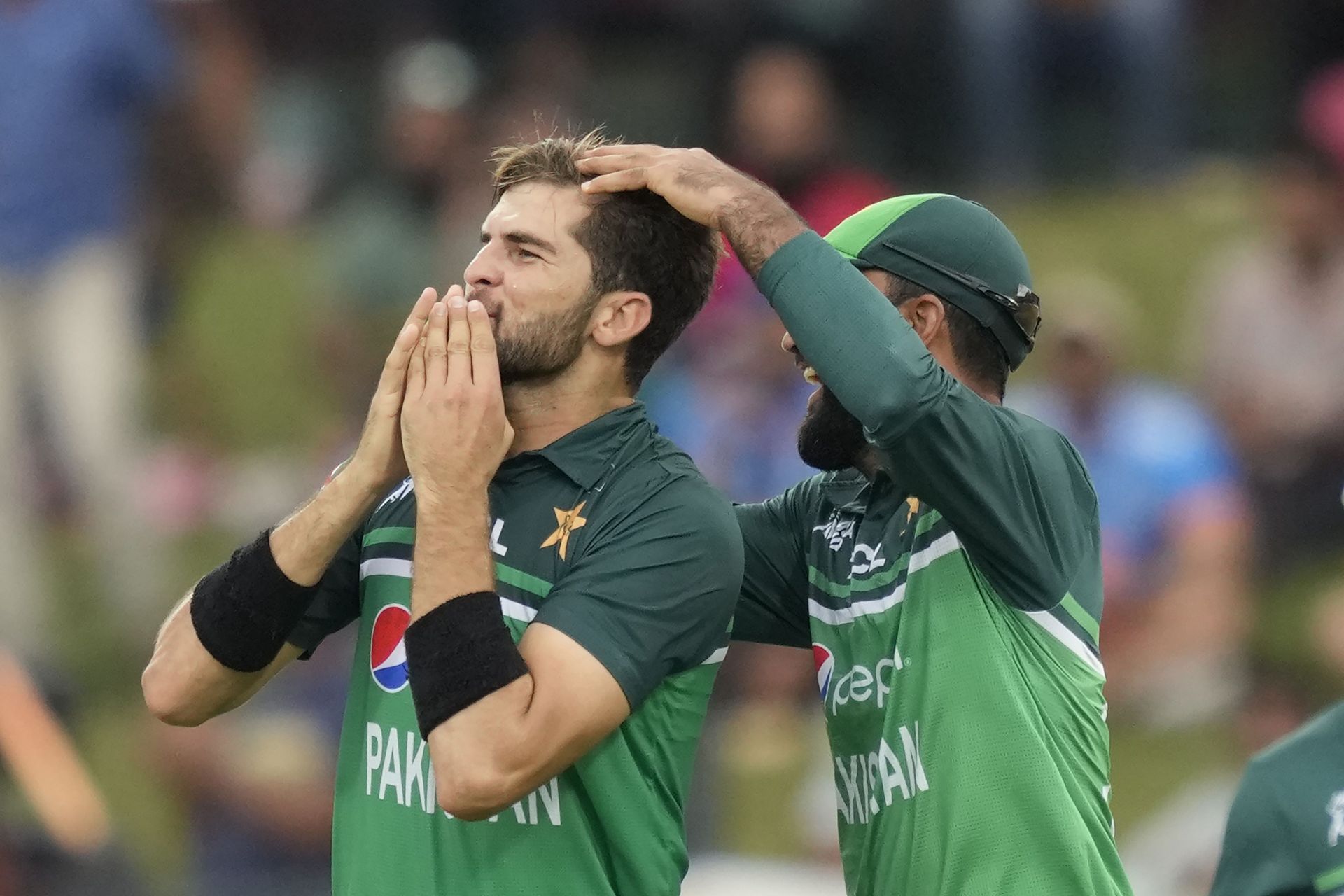 He bowls to the left, he bowls to the right, this Shaheen Afridi, he sets the bails alight