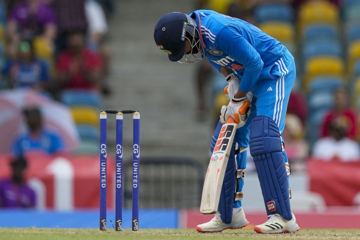 Ravindra Jadeja disappointed after getting dismissed [Getty Images]