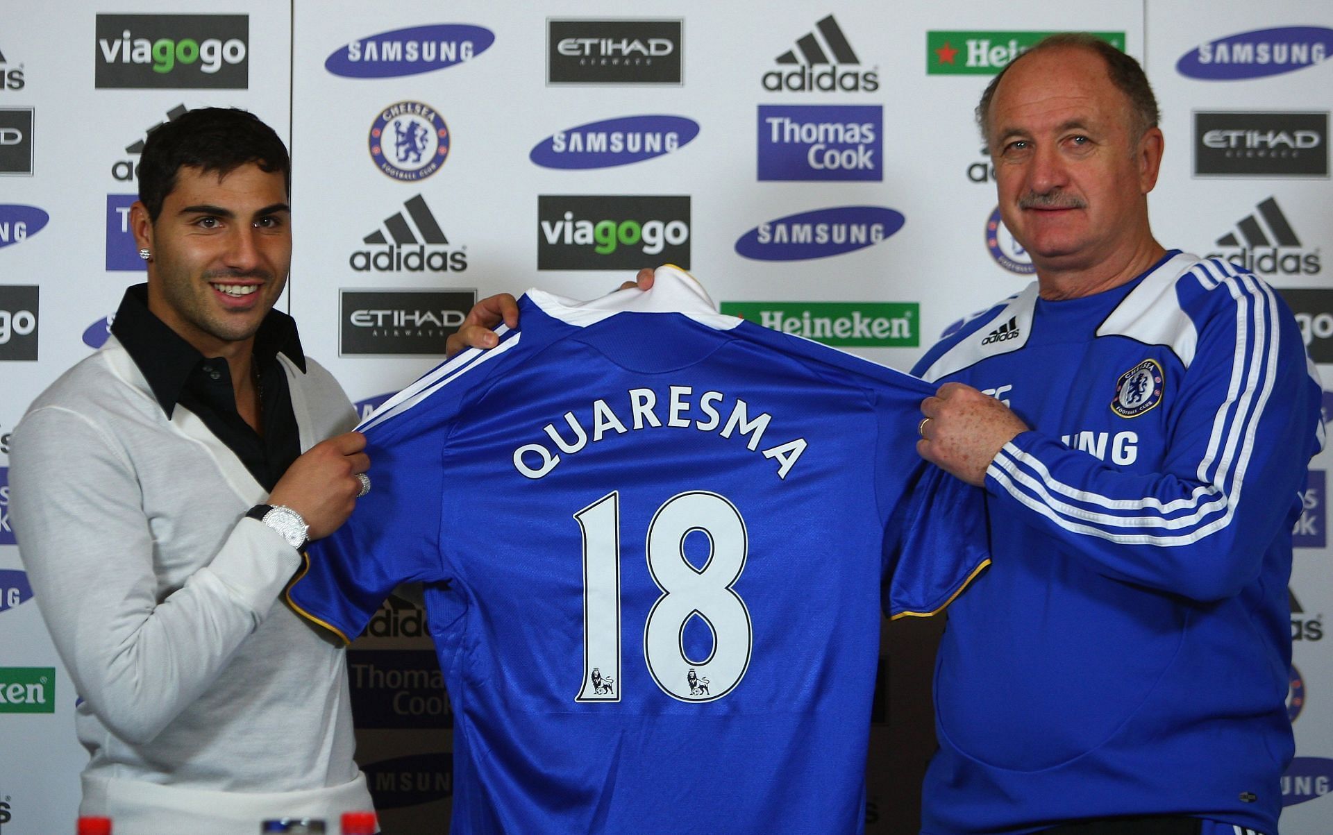 Chelsea unveiling Quaresma during a press conference