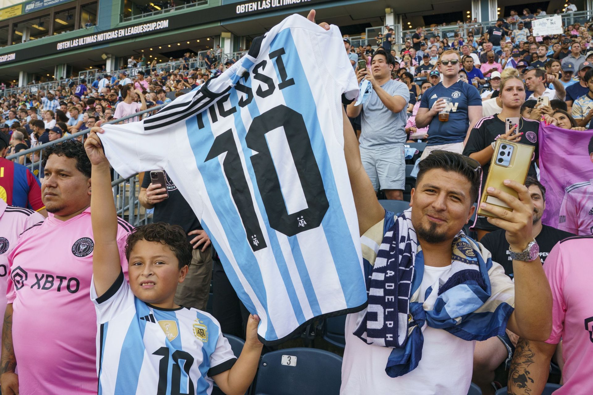 Argentina fans