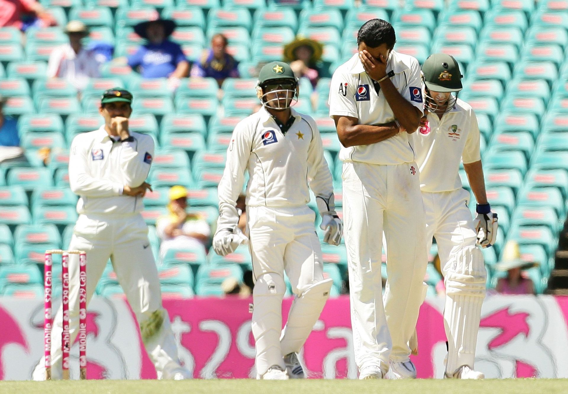 Second Test - Australia v Pakistan: Day 3