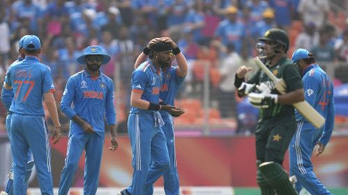 Team India celebrate Imam-ul-Haq's wicket. (Credits: Twitter)