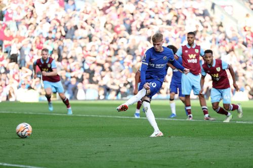 Burnley FC v Chelsea FC - Premier League