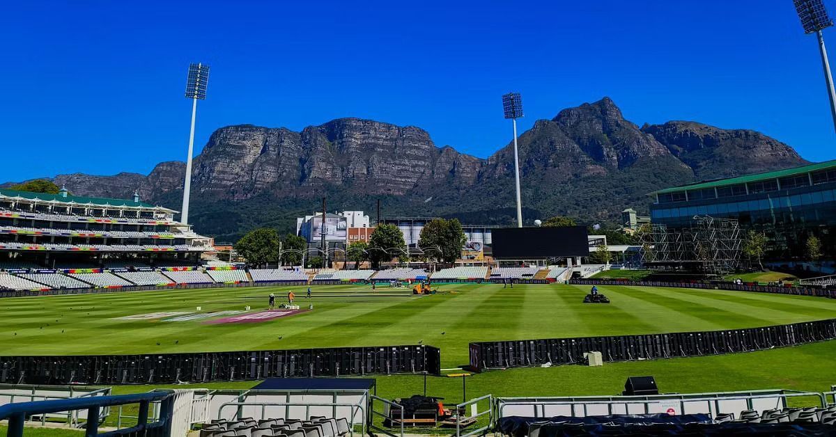 Newlands offers a view of the Table Mountains.