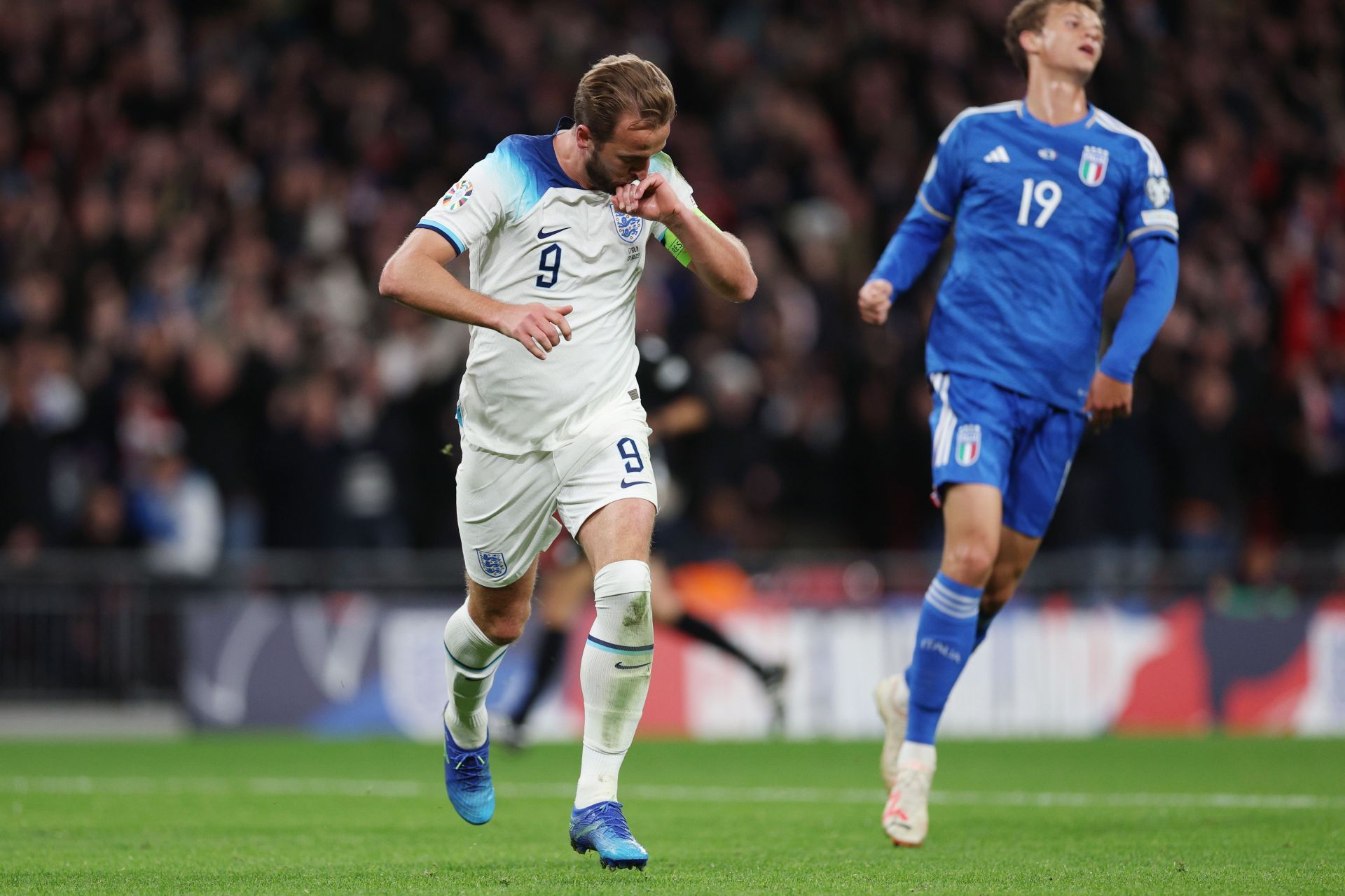 Harry Kane still loves Tottenham.