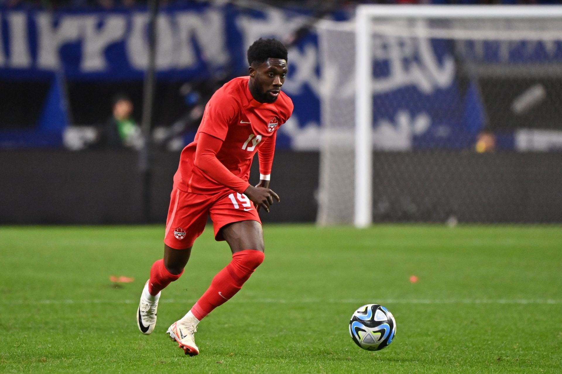 Alphonso Davies is wanted at the Santiago Bernabeu.