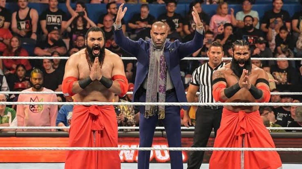 WWE सुपरस्टार्स सांगा, जिंदर महल और वीर महान 